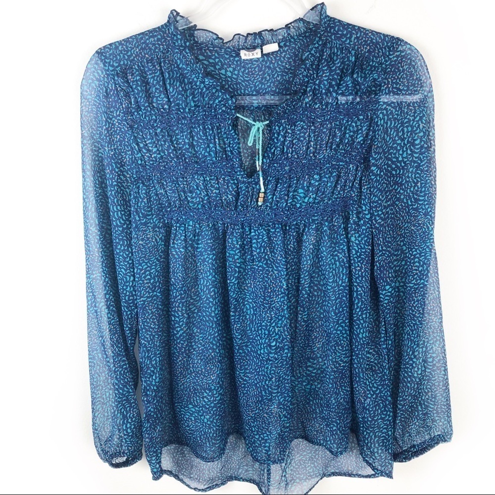 Roxy- Beach style blouse size: Small